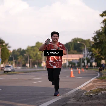 Runner Photo 8043010