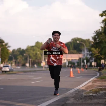 Runner Photo 8043014
