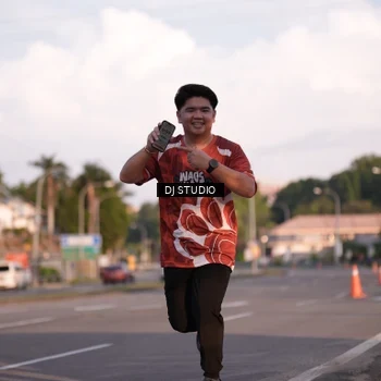 Runner Photo 8043018