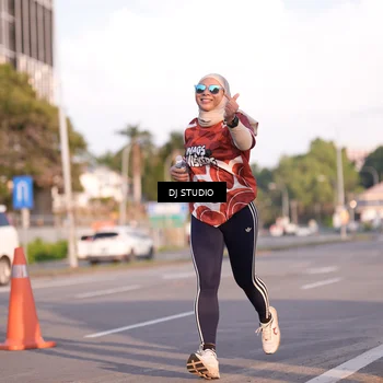 Runner Photo 8043028