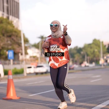 Runner Photo 8043055