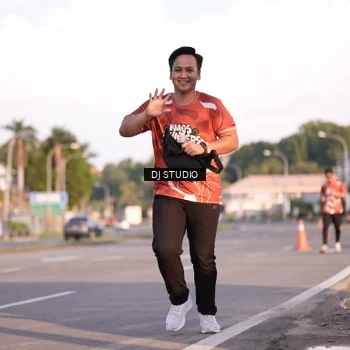 Runner Photo 8043082