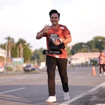 Runner Photo 8043083