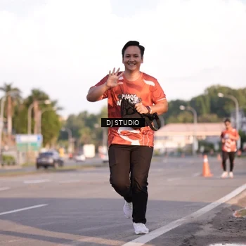 Runner Photo 8043087