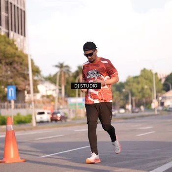 Runner Photo 8043088