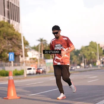 Runner Photo 8043090
