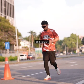 Runner Photo 8043094