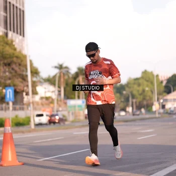 Runner Photo 8043095