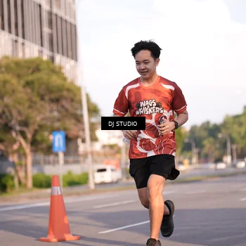 Runner Photo 8043103