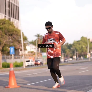 Runner Photo 8043104