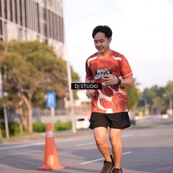 Runner Photo 8043106