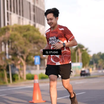 Runner Photo 8043111