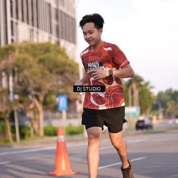 Runner Photo 8043112