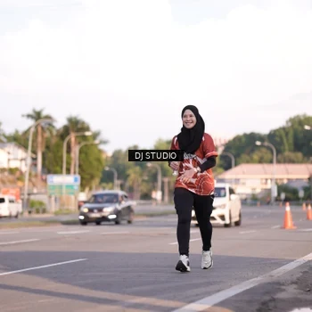 Runner Photo 8043123