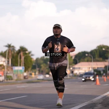 Runner Photo 8043154