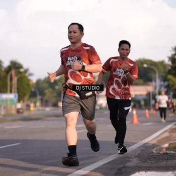 Runner Photo 8043170