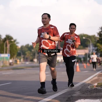 Runner Photo 8043171