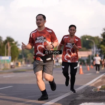 Runner Photo 8043174