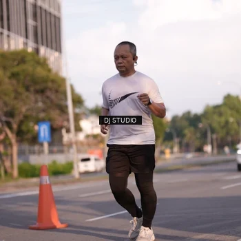 Runner Photo 8043188