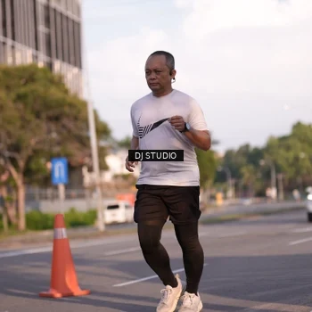 Runner Photo 8043191