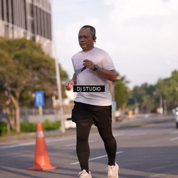 Runner Photo 8043192