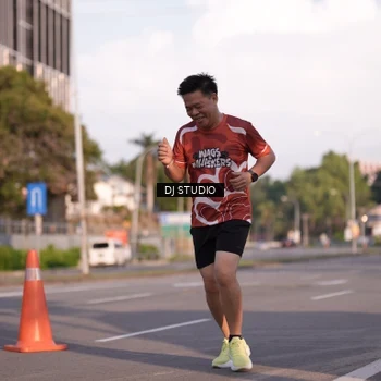 Runner Photo 8043197