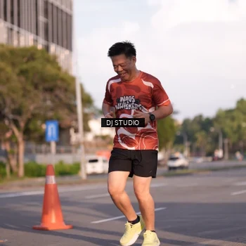 Runner Photo 8043210