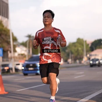Runner Photo 8043303