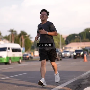 Runner Photo 8043306