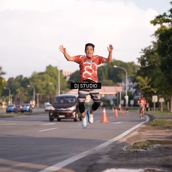 Runner Photo 8043309