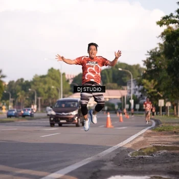 Runner Photo 8043311