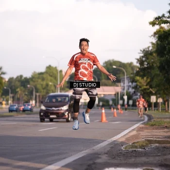 Runner Photo 8043313