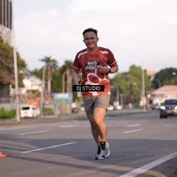Runner Photo 8043323