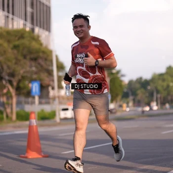 Runner Photo 8043335