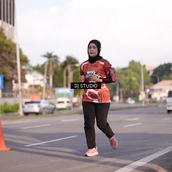 Runner Photo 8043342