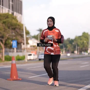 Runner Photo 8043355