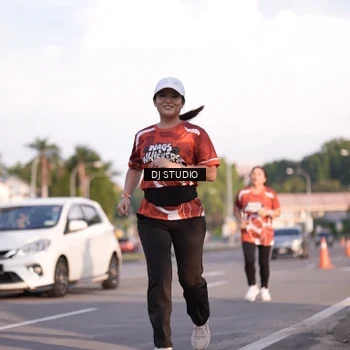 Runner Photo 8043376