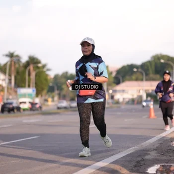 Runner Photo 8043410