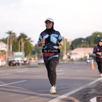 Runner Photo 8043411