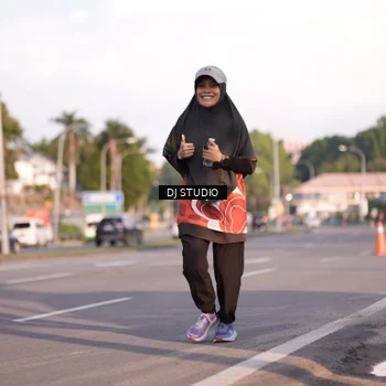 Runner Photo 8043433