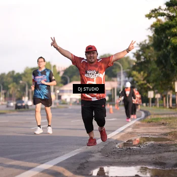 Runner Photo 8043444