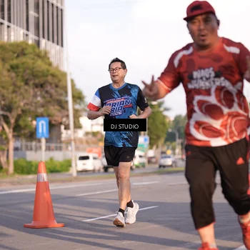 Runner Photo 8043460