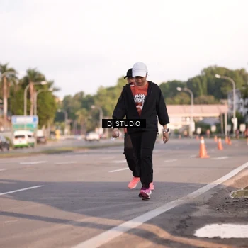 Runner Photo 8043480