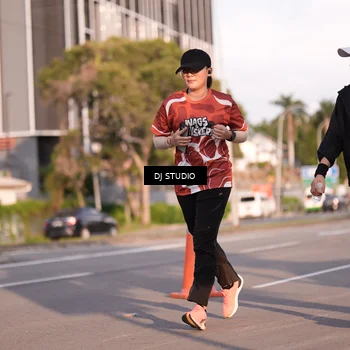 Runner Photo 8043484