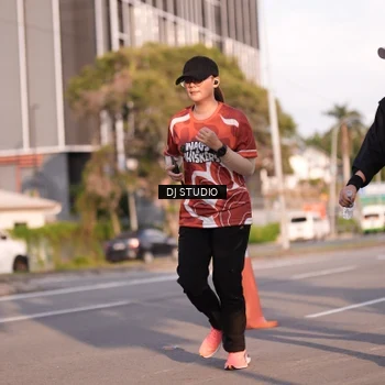 Runner Photo 8043491