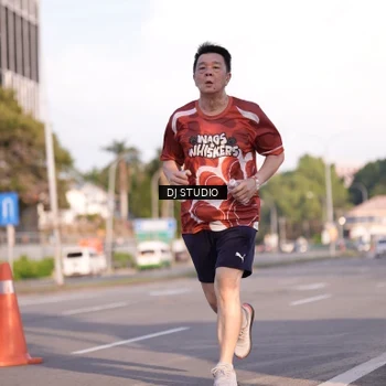 Runner Photo 8043503