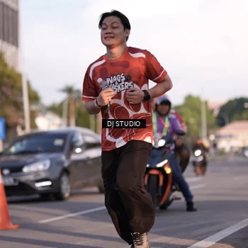 Runner Photo 8043513