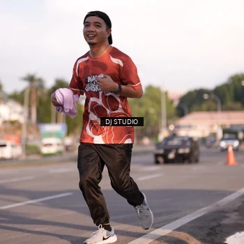Runner Photo 8043559
