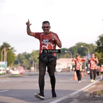 Runner Photo 8043611