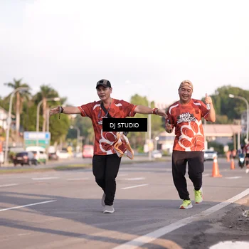 Runner Photo 8043616
